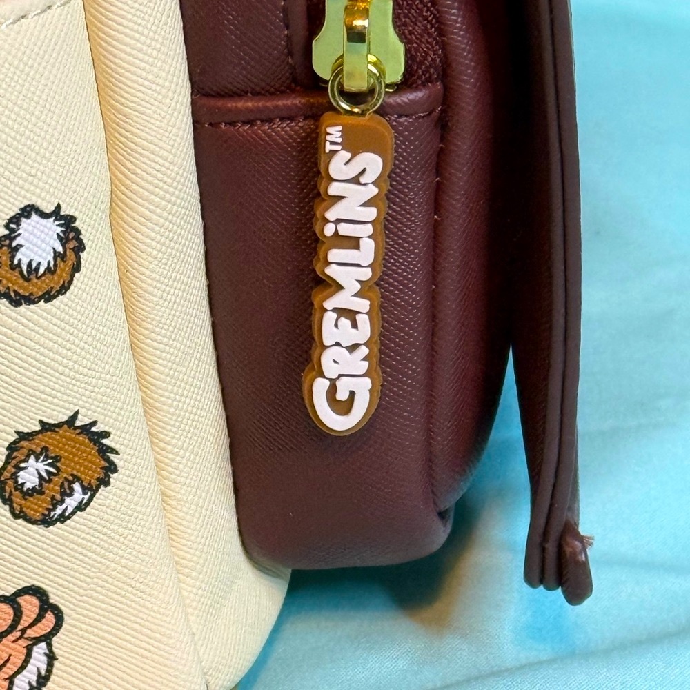 Loungefly x Gremlins Gizmo Mogwai Character Backpack - Picture 6 of 7